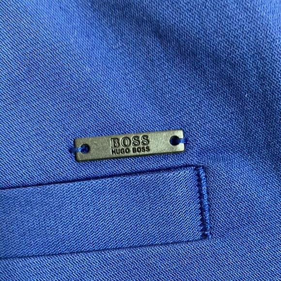 Hugo Boss - Picture 4 of 11